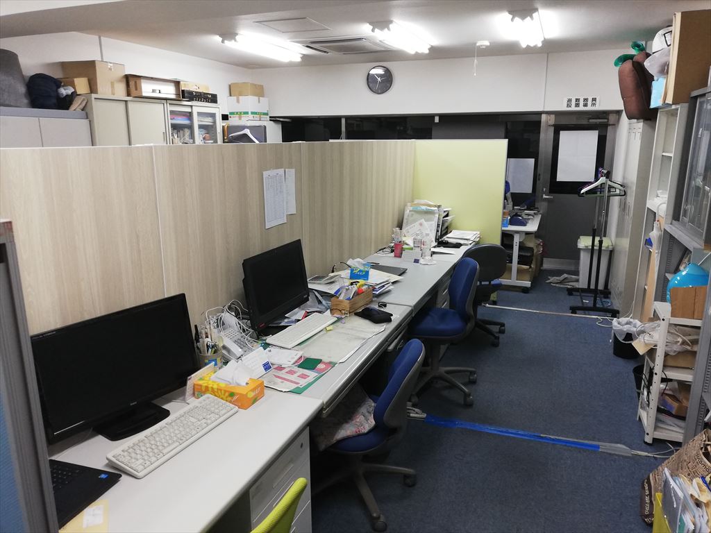 コンブリオ執務内