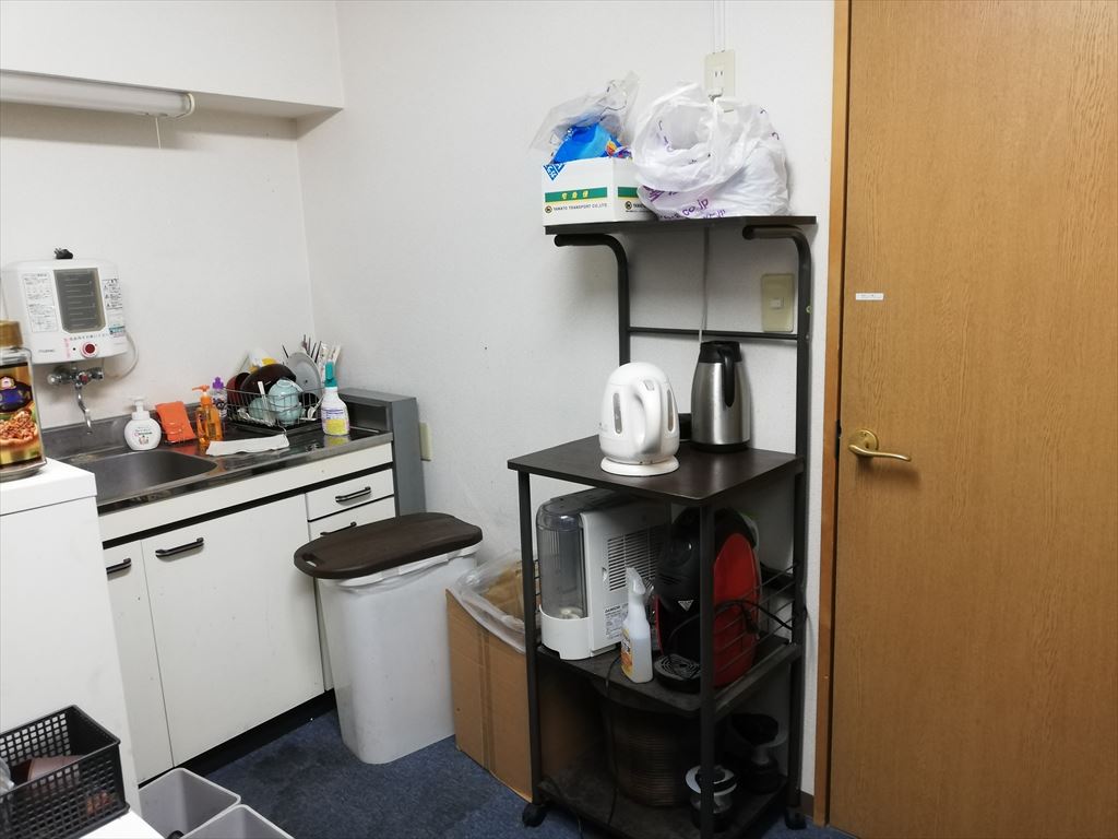 コンブリオ執務内